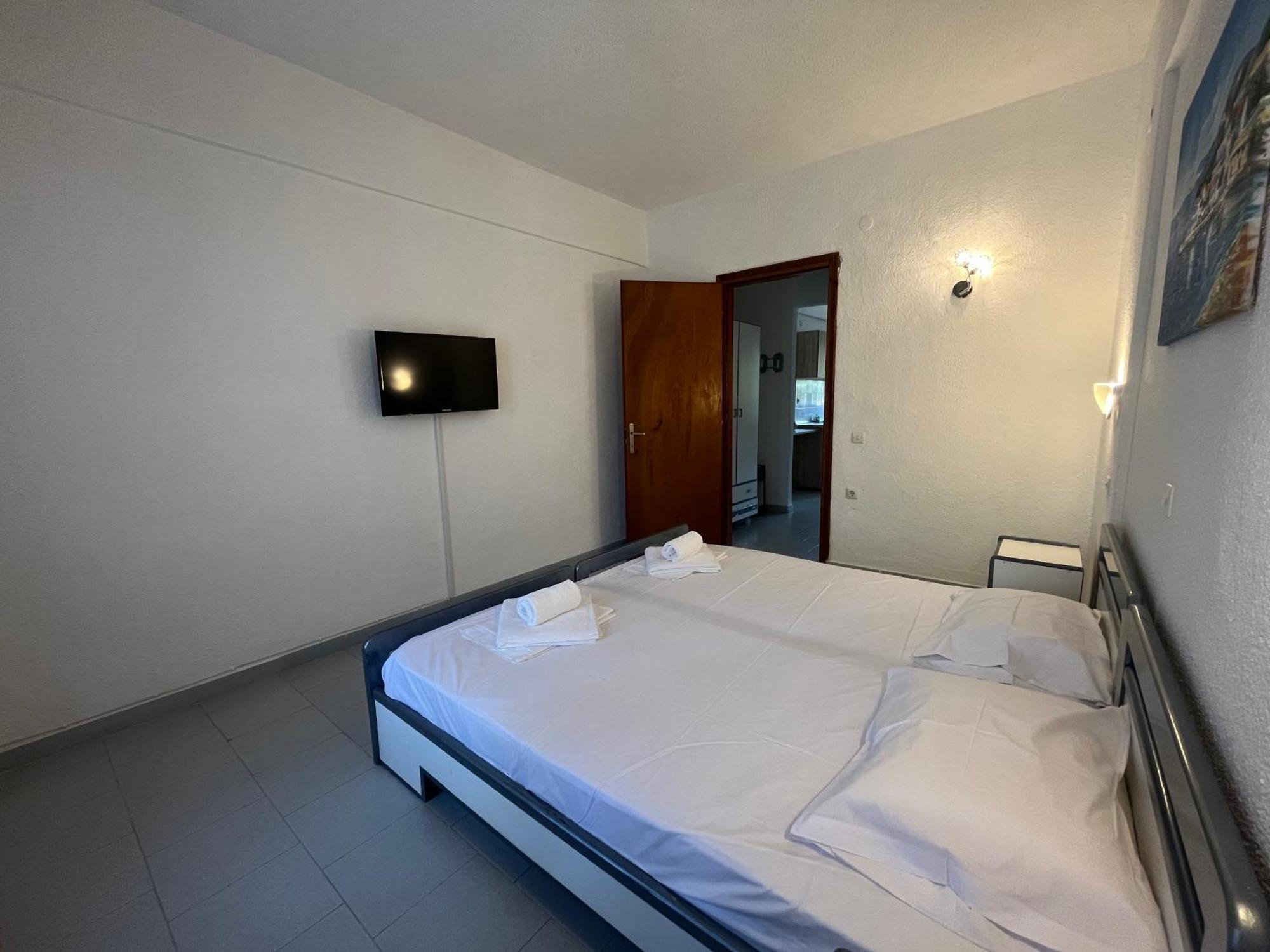 Sirtaki-Siviri Apartments ภายนอก รูปภาพ
